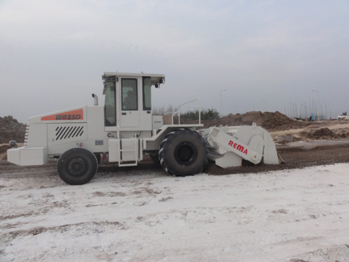 WB25D，長(zhǎng)豐下塘工業(yè)園灰土拌和