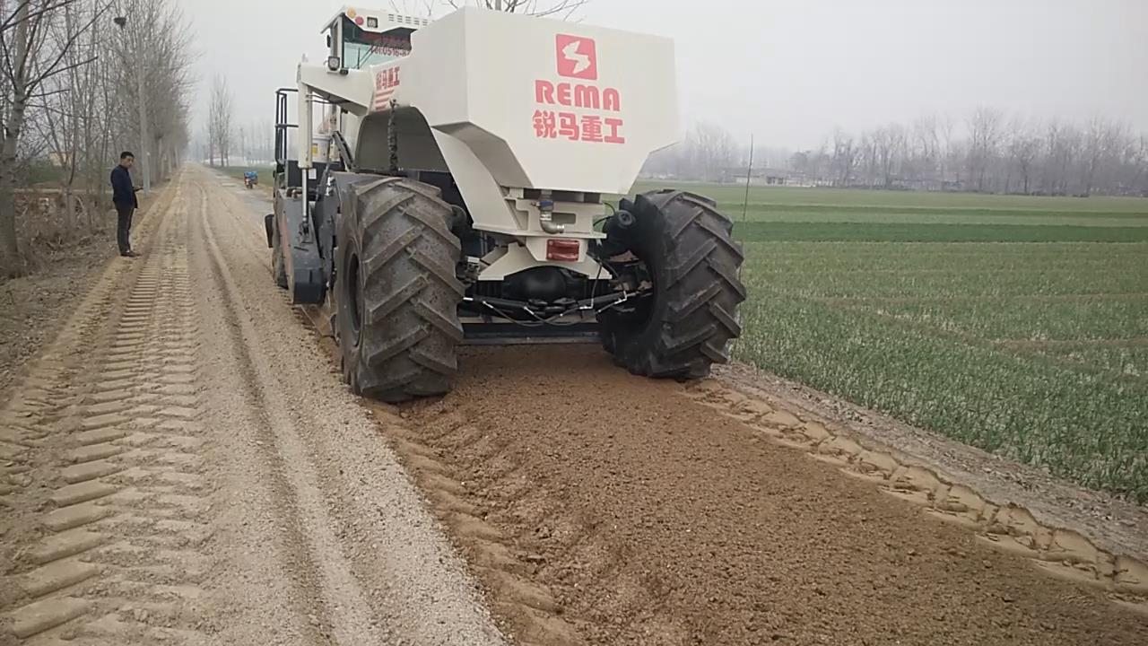 RZ580，荷澤灰土路基冷再生